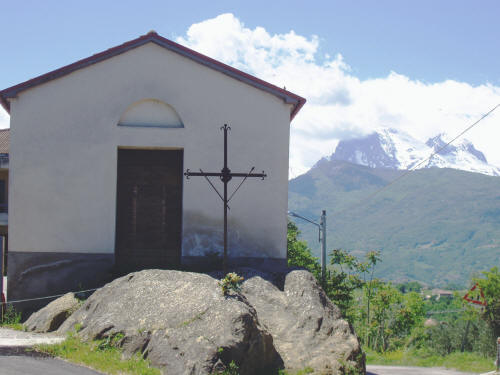 La chiesa di San Giuseppe a  Frondarola di Teramo