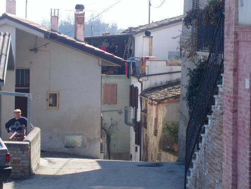 Il quartiere Case Romani a Torricella Sicura