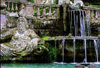 La fontana dei Fiumi - o dei Giganti (63551 byte)