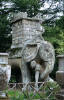 L'elefante stritola il soldato romano