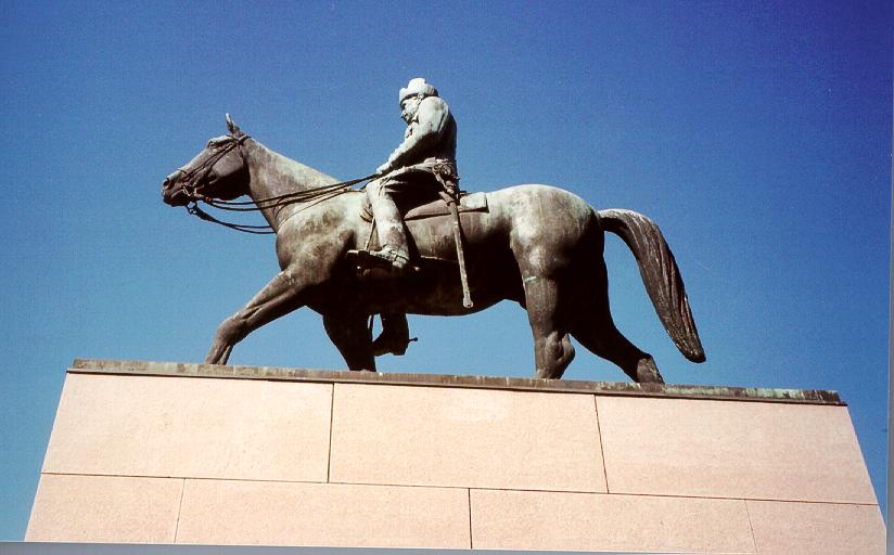 Mannerheim statua 