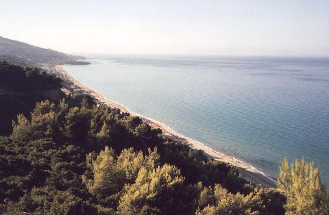 litorale di Loutsa