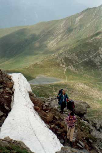 Attraverso le varie cime che portano alla base della cima Frugnoni - (15 luglio 2001)