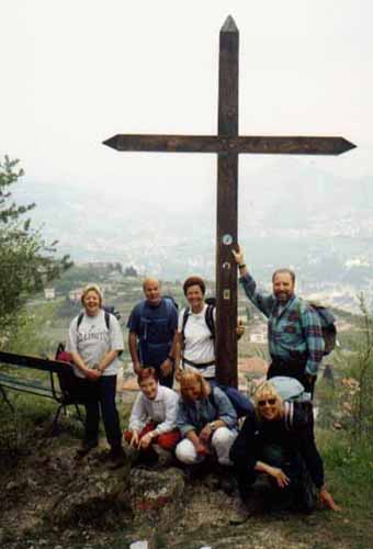 Sulla strada del ritorno da Vaneze a Sardagna - (29 aprile 2001)