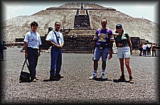 La piramide del sole a Teotihuacan