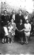 Umberto Pagani, Luigi Grolli, Guido Picelli e Dante Gorreri, con le famiglie, al confino di polizia a Lipari tra il 1927 e il 1930 (Archivio Isrec Parma)