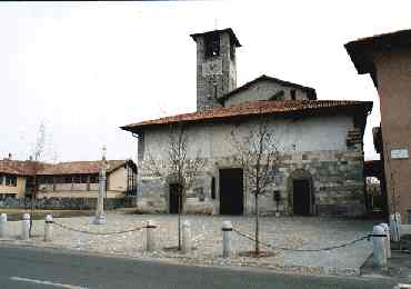 chiesa san donato con la torre campanaria