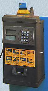 L' SMT/08 della SIDA fu il primo telefono pubblico ad accettare schede magnetiche telefoniche. I primi esemplari furono installati a Roma, al Galoppatoio di Villa Borghese 