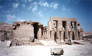 Il Ramesseum a Tebe Ovest [Foto di Francesco Raffaele]