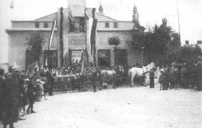 Obchody "Dni Spdzielczoci" w Urzdowie 12 czerwca 1938 roku
