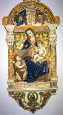 [ Giovanni Della Robbia - Madonna col Bambino e San Giovannino ]